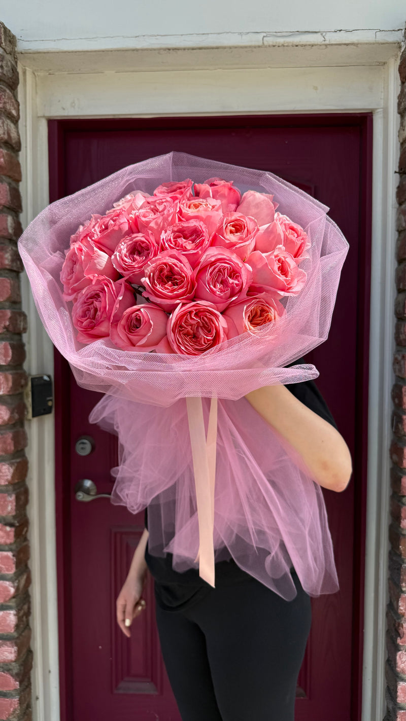 Garden Rose Tulle Bouquet